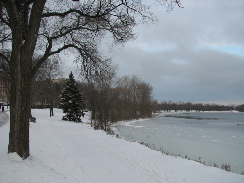 Not yet frozen,Lake Calhoun