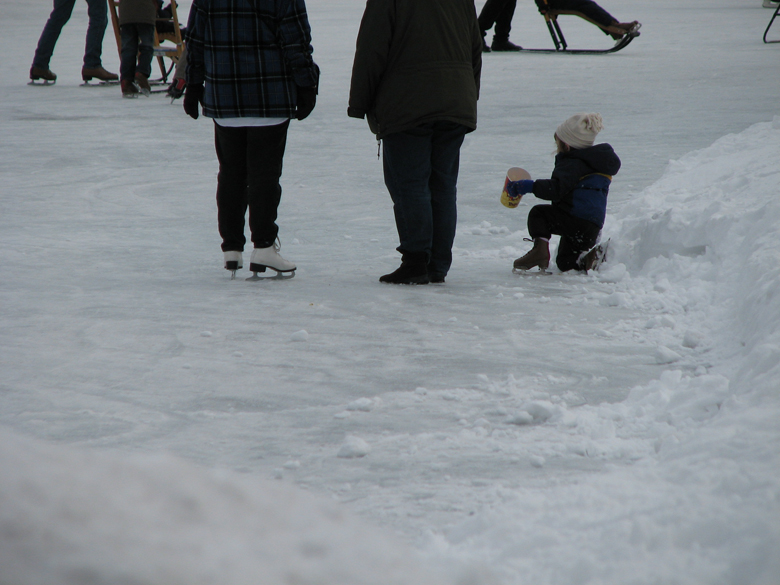 centennial lake, ice skating